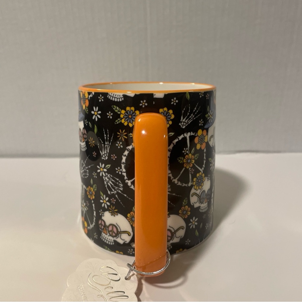 Bella 10 Strawberry Street Black Skull Halloween Coffee Tea Mug New - Picture 2 of 4